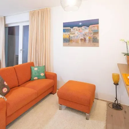 Modernes Apartment Josefiau Salisburgo Esterno foto